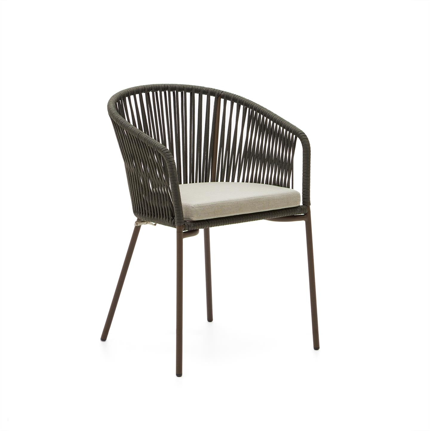 Udendørs spisebordsstol Kave Home Yanet i grøn med håndvævet reb, galvaniseret stålramme, armlæn og pude H79 x B50 x D56 cm Udendørs spisebordsstol Kave Home Yanet i grøn med håndvævet reb, galvaniseret stålramme, armlæn og pude H79 x B50 x D56 cm